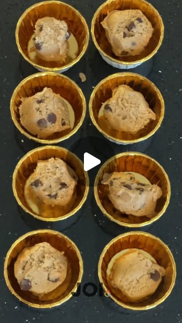 Molten Cup Chocolate Chip Cookie Pies